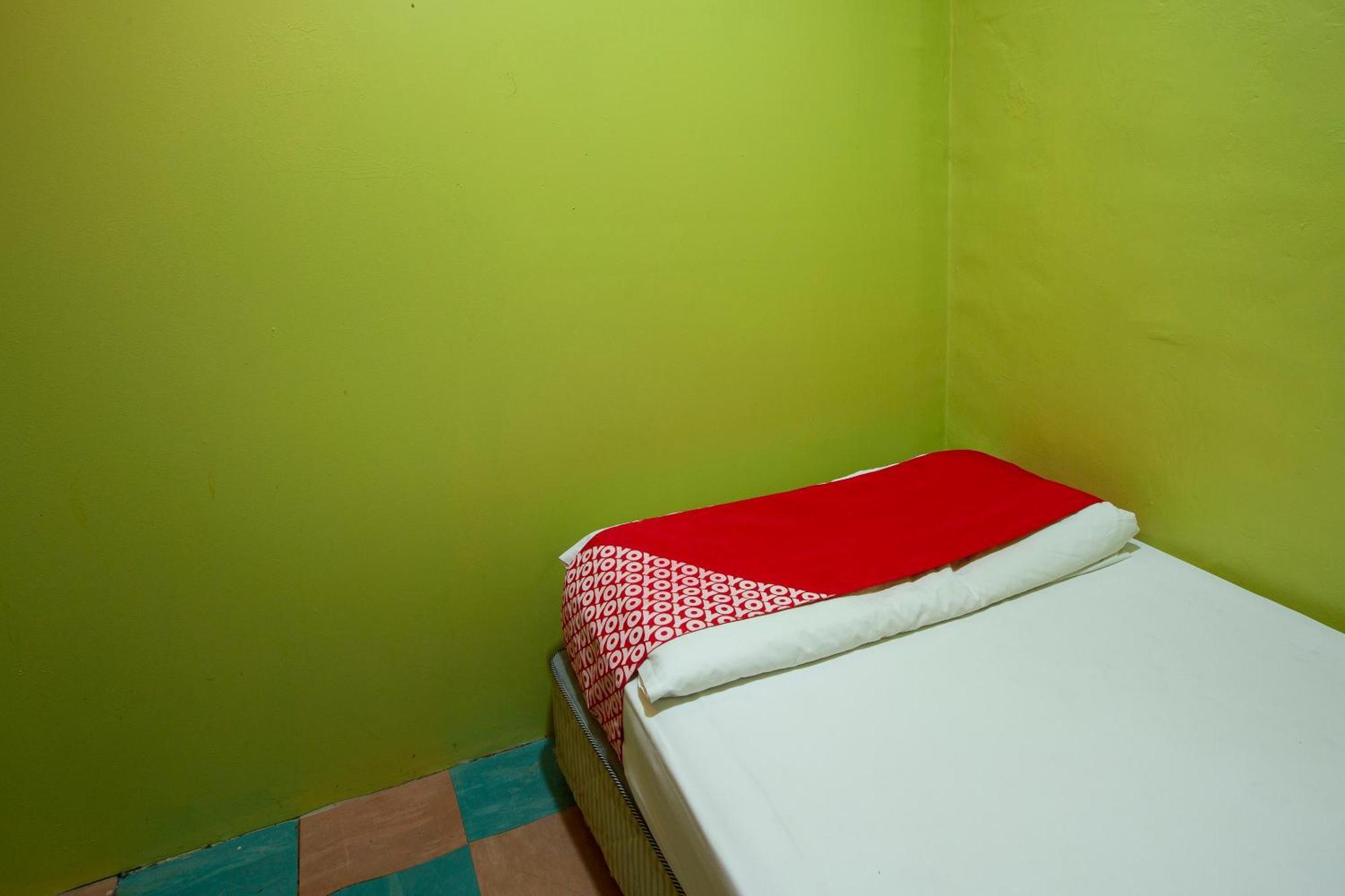 Spot On 90137 Casavilla Hotel Pudu Kuala Lumpur Bagian luar foto