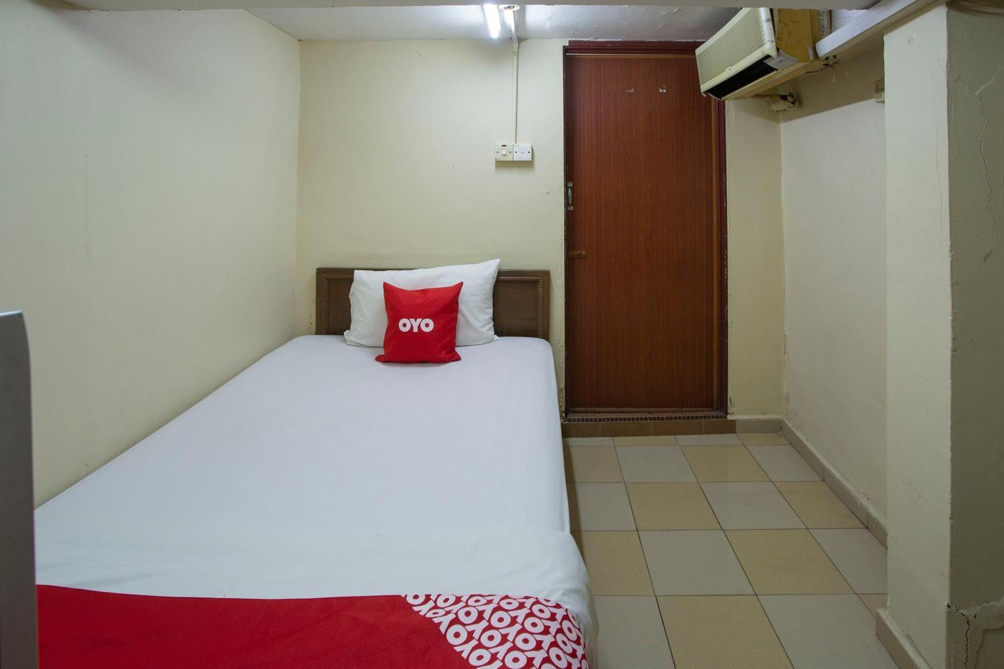Spot On 90137 Casavilla Hotel Pudu Kuala Lumpur Bagian luar foto