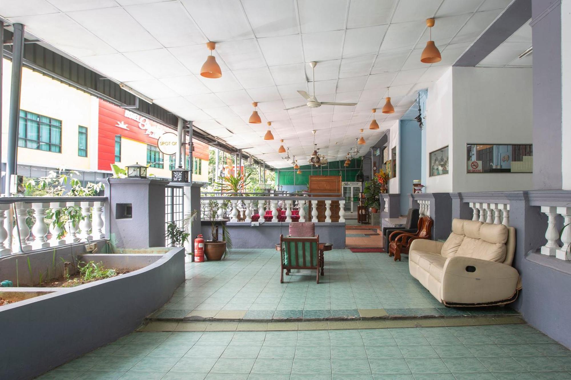 Spot On 90137 Casavilla Hotel Pudu Kuala Lumpur Bagian luar foto